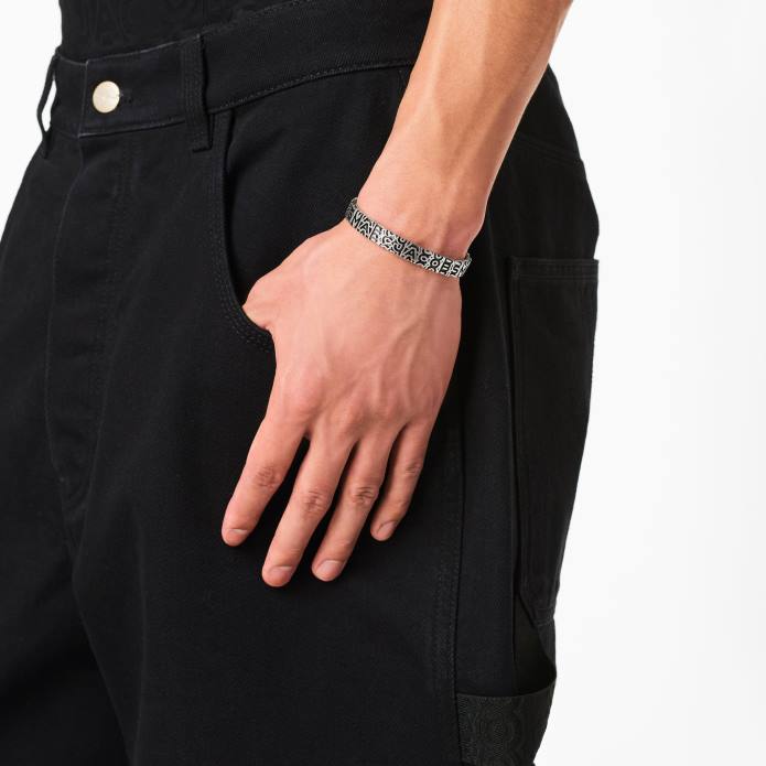 γρ Marc Jacobs το μονόγραμμα χαραγμένο βραχιόλι TRXP424